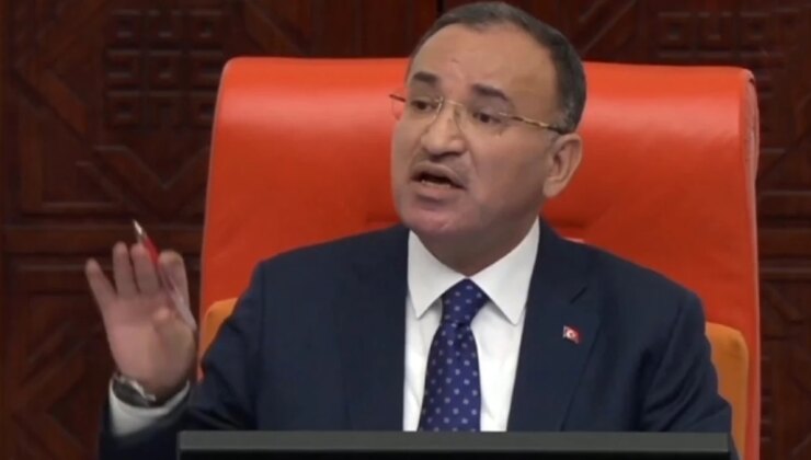 Bekir Bozdağ, FETÖ’yü övdüğü video üzerinden yöneltilen eleştirilere çok kızdı