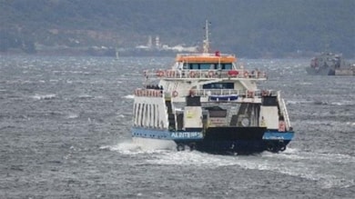 Çanakkale’de feribot seferlerine 2 günlük fırtına engeli