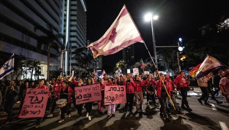 İsrail’in başkenti Tel Aviv’de on binlerce kişi yürüyüş düzenledi: Hemen şimdi erken seçim