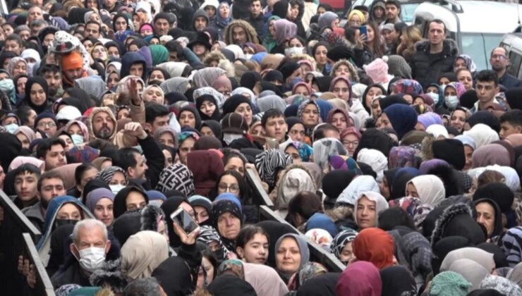 Mağaza açılışında izdiham! Birbirlerini ezdiler, baygınlık geçirenler oldu, bazı kadınlar çocuklarını kaybetti