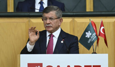 Son dakika: Ahmet Davutoğlu: Dün yaşanan anayasanın yok sayılmasıdır